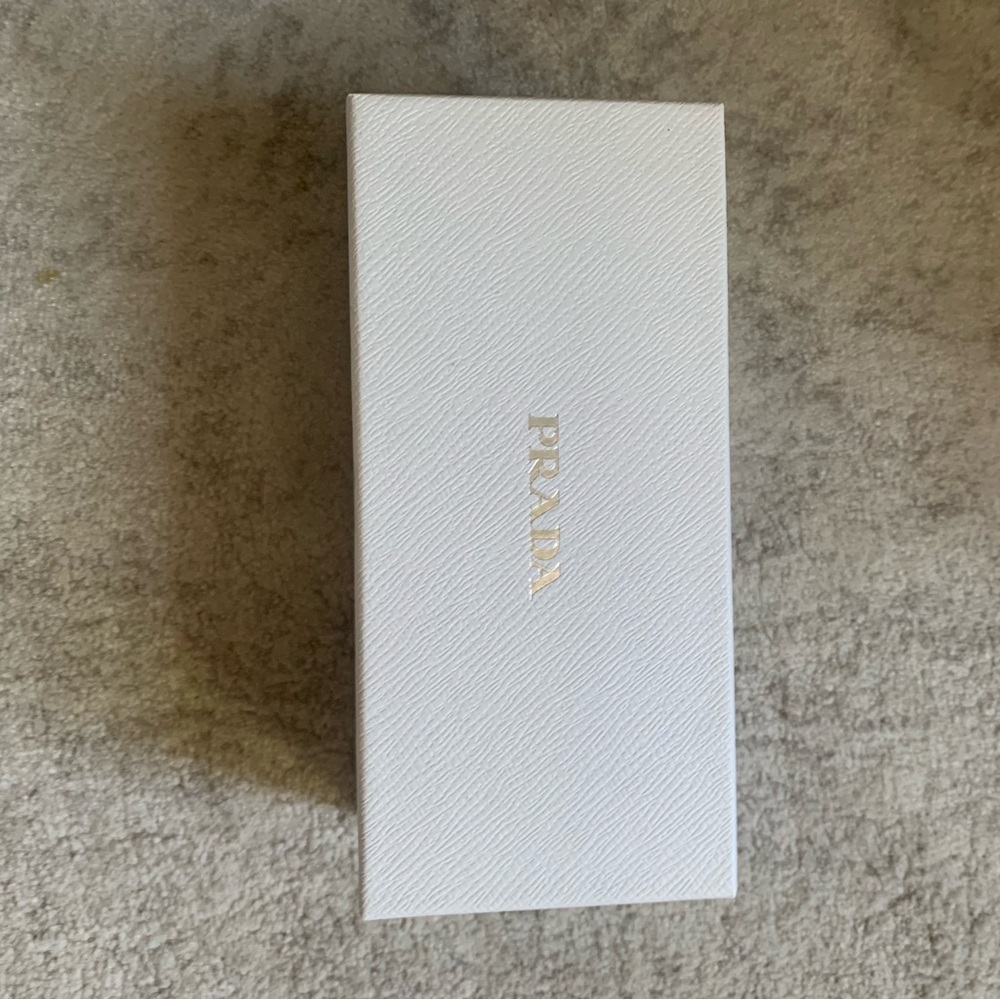 Prada box
